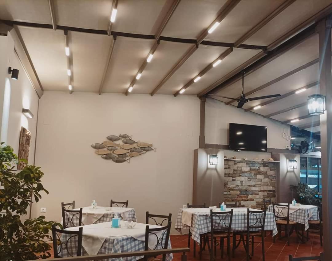 Ενοικιαζόμενα Δωμάτια "Pelion Plaza" Agios Ioannis  Exteriör bild